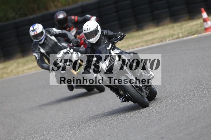 /22 06.07.2026  Pluess Moto Sport ADR/Einsteiger/230